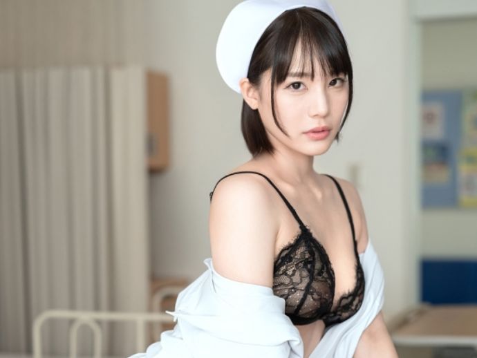 【エロナースの誘惑】 清楚な見た目とは裏腹に、患者を誘惑する淫乱ナース！ チンポで癒やされる秘密の治療♡