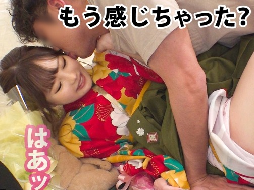 【初詣ナンパ♡】 晴れ着のJDとテントでエロエロ♡ フェラから騎乗位で締まり抜群のパイパンに生挿入！