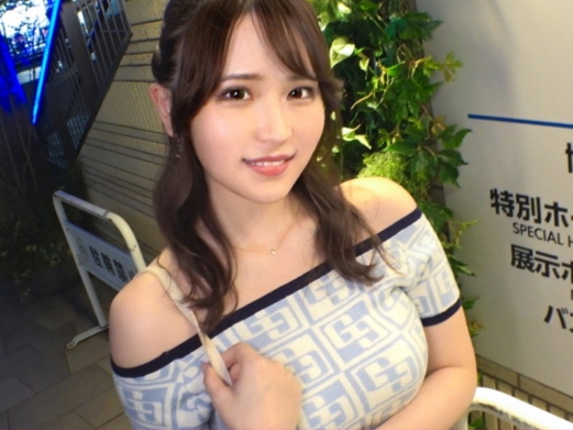 【美尻美少女の悶絶プレイ】『あっ…ダメ…そこ気持ちいい…』プリケツが眩しい華奢な女の子が、手マンで愛液垂れ流し！細身のカラダを激しく突かれ、感じまくりでエロ可愛い♡