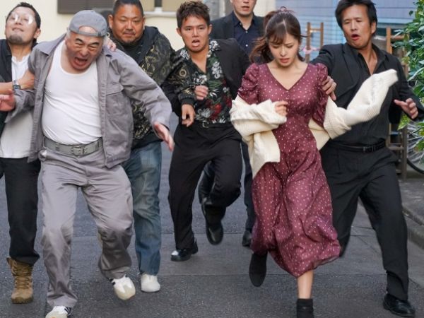 【地元NTRの悲劇】『もうやめて…』帰郷した元カノが粘着客に狙われ、元カレとの甘い時間を台無しに！夜職時代の因縁が招いた、涙の寝取られ劇…