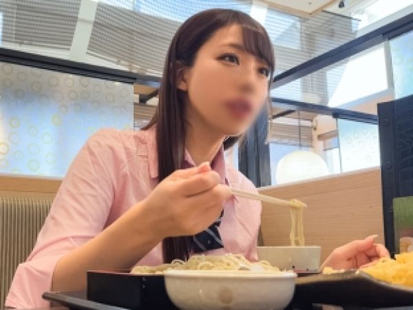 【制服美少女と車内ラブラブ♥】デート中に我慢できず車内でフェラチオ！ホテルでは制服着たまま生挿入！素人JKの甘い吐息とエッチな喘ぎ声に興奮MAX！！