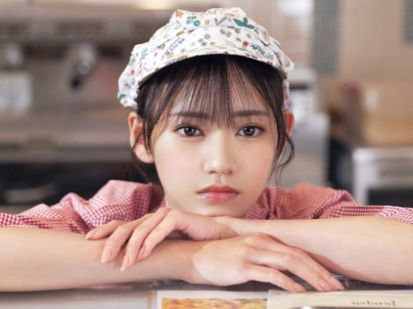 【夢の同棲ライフ】ケーキ屋で一目惚れしたウブカワ美少女店員♡ 甘い誘惑で同棲スタート！毎日ラブラブSEX三昧♥ 制服姿もプライベートも全部独占！