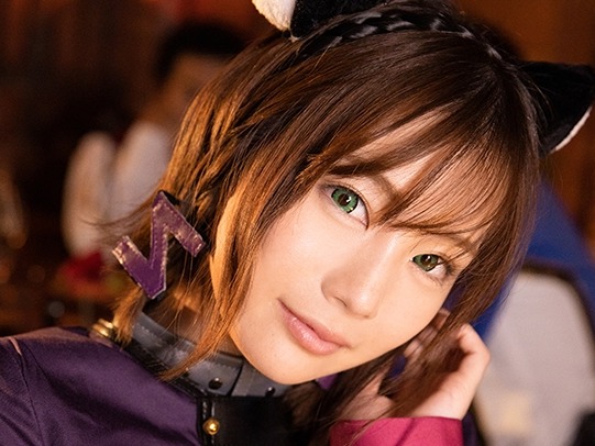 【異世界エロ冒険】『この世界で…いっぱい気持ちよくなろう♡』コスプレ美少女が淫獣に変身!2本のチンポで激しく突かれ、喘ぎまくる!異世界で解き放たれる本能と快楽の3Pセックス!