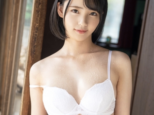 【汗だく濃厚SEX】超絶キュートな美少女が汗まみれでトロけるようなエロさ！激しく絡み合う体から滴る汗が最高にそそる、本気のセックス見せちゃいます♡